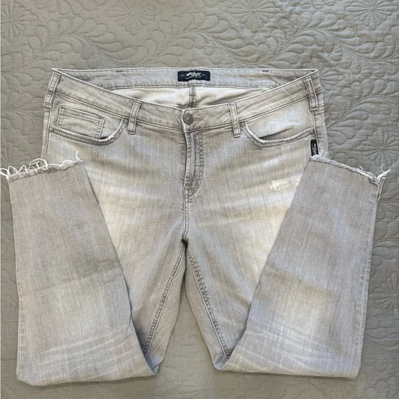 Silver Jeans Light Gray Straight Leg Denim - Picture 2 of 6